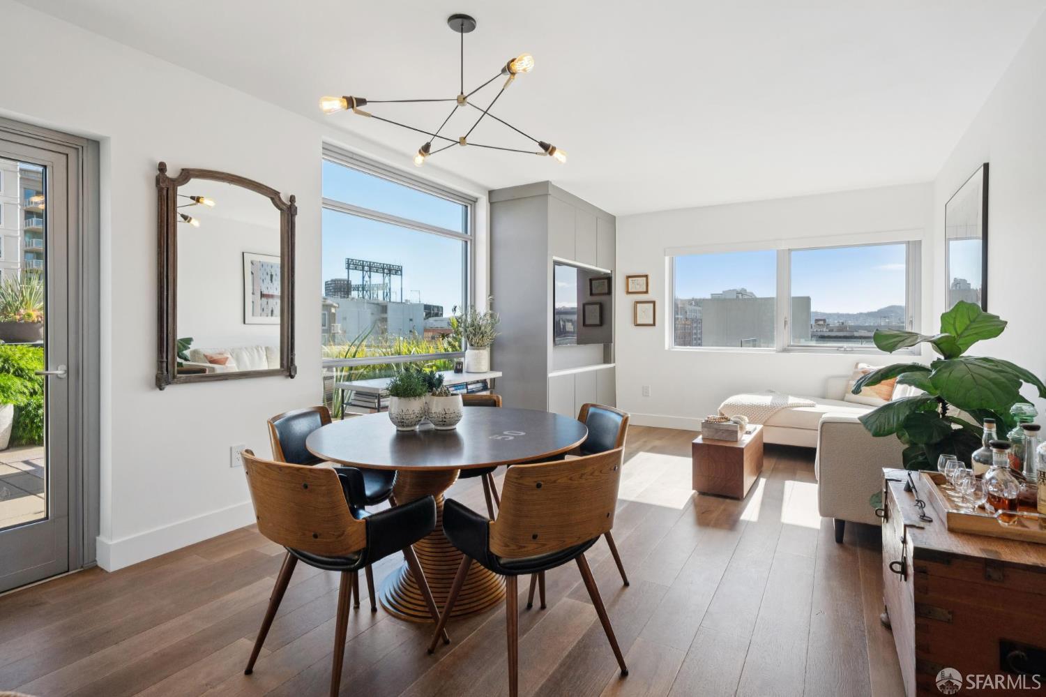 72 S Townsend Street # 806