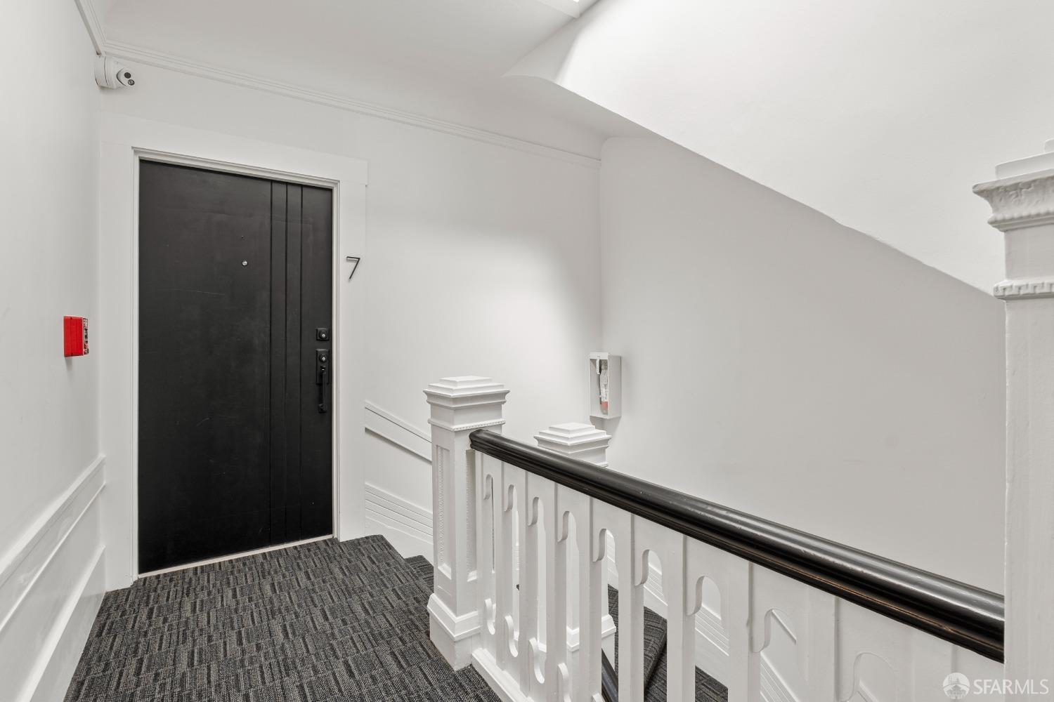 1811 Leavenworth Street # 7