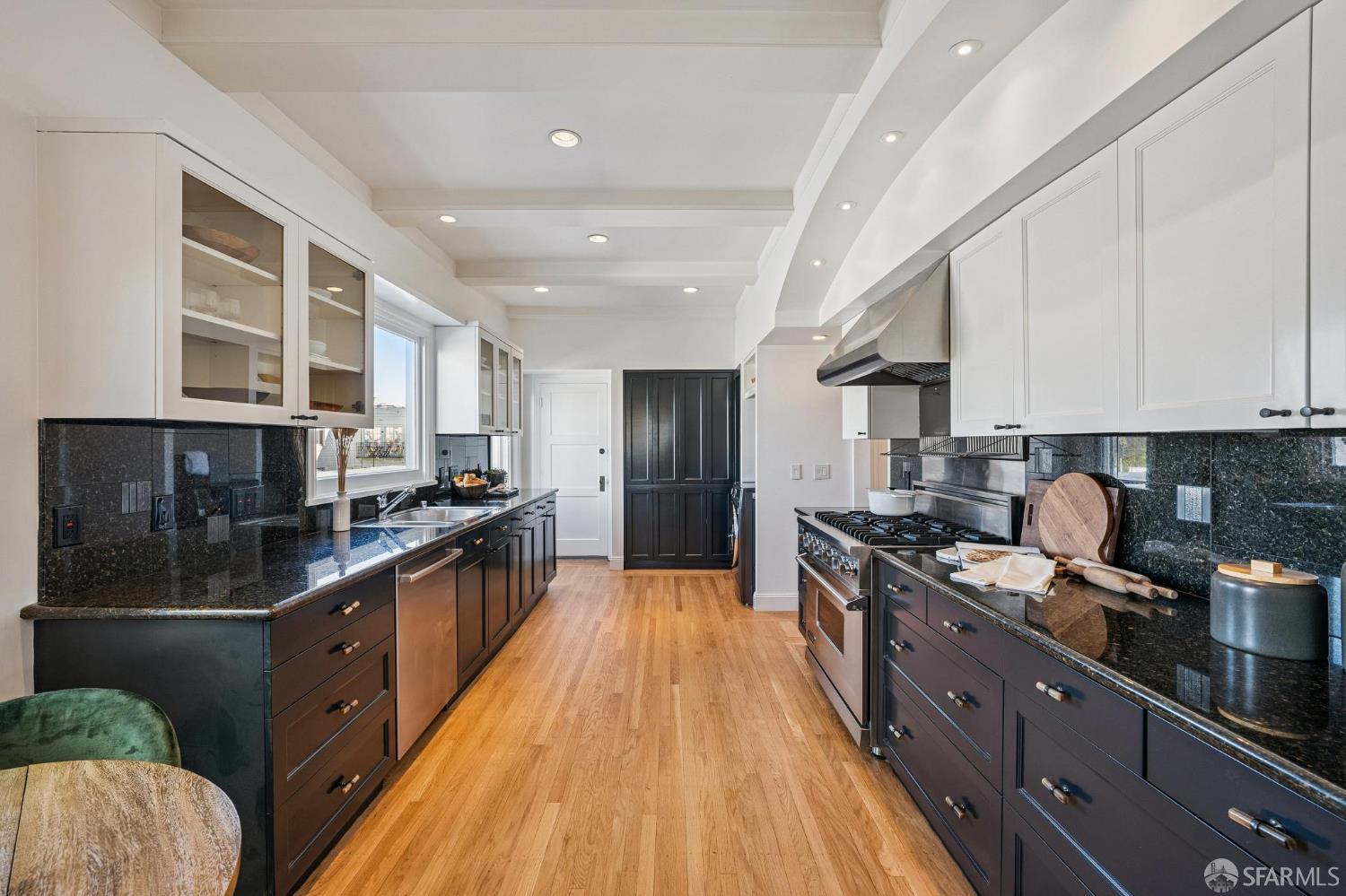 2165 Beach Street # 5