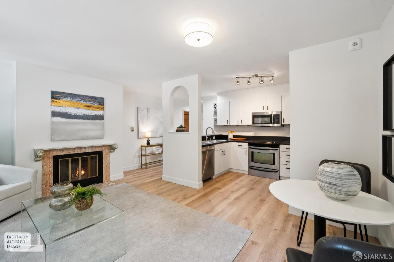 1301 Fulton Street # 203