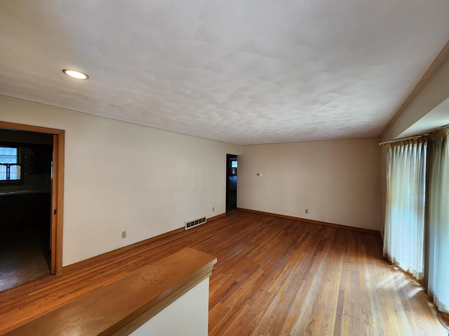 322 Hunter Avenue