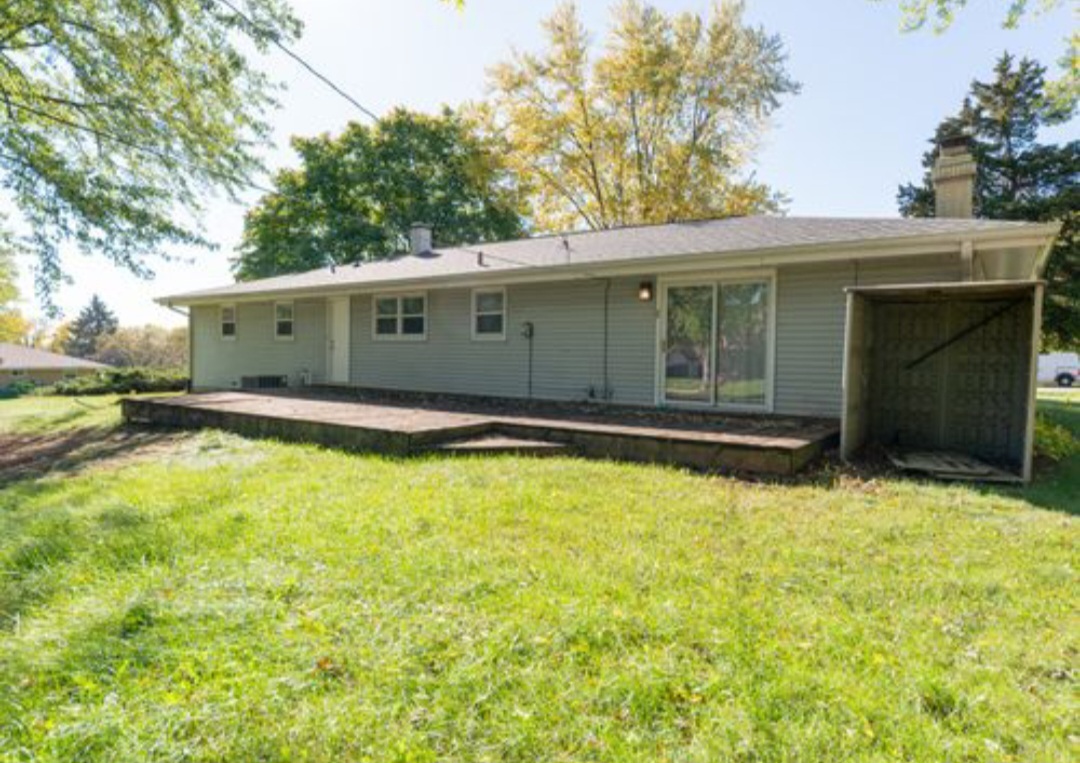 2444 Mariposa Drive