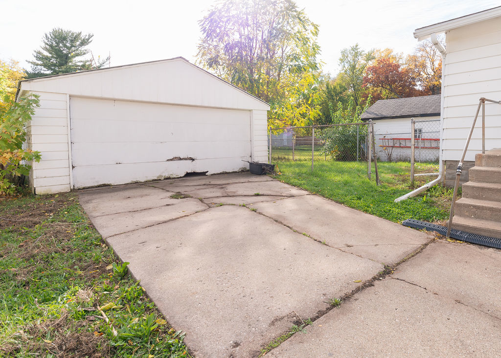 605 Lawn Drive