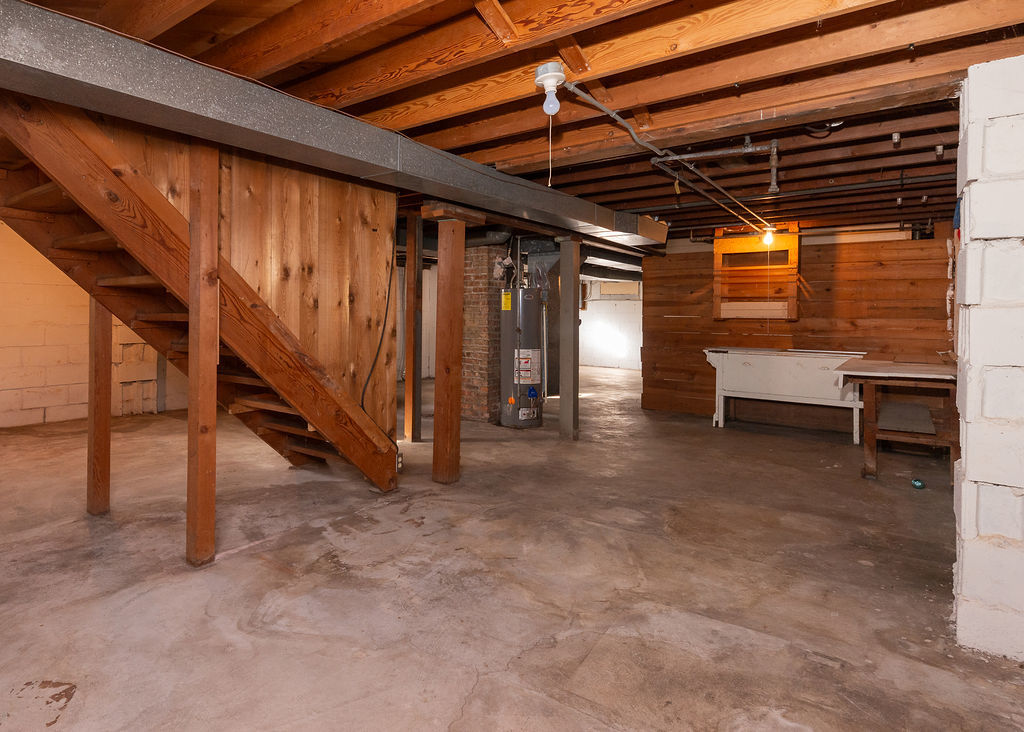 605 Lawn Drive