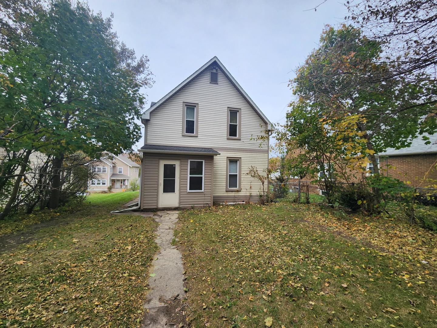 1126 16th Street