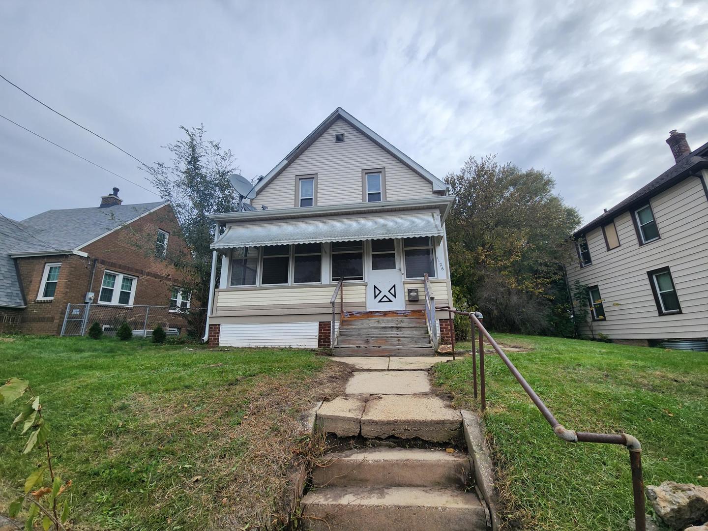 1126 16th Street