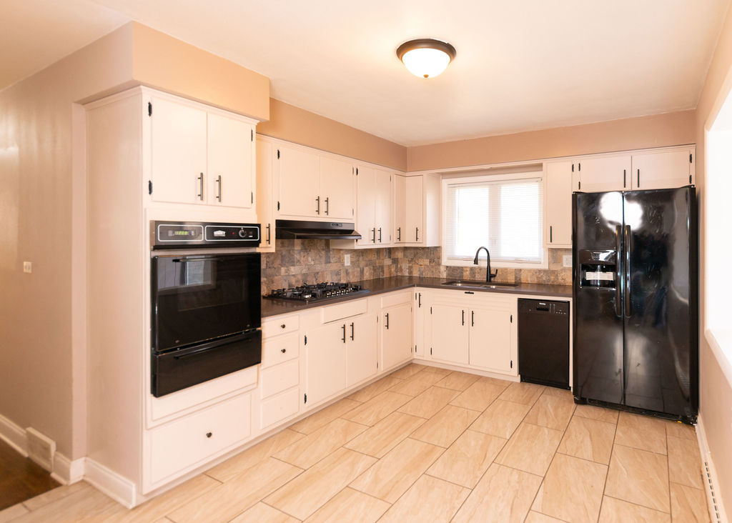 2439 Devonshire Drive