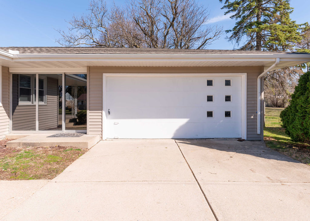 2439 Devonshire Drive