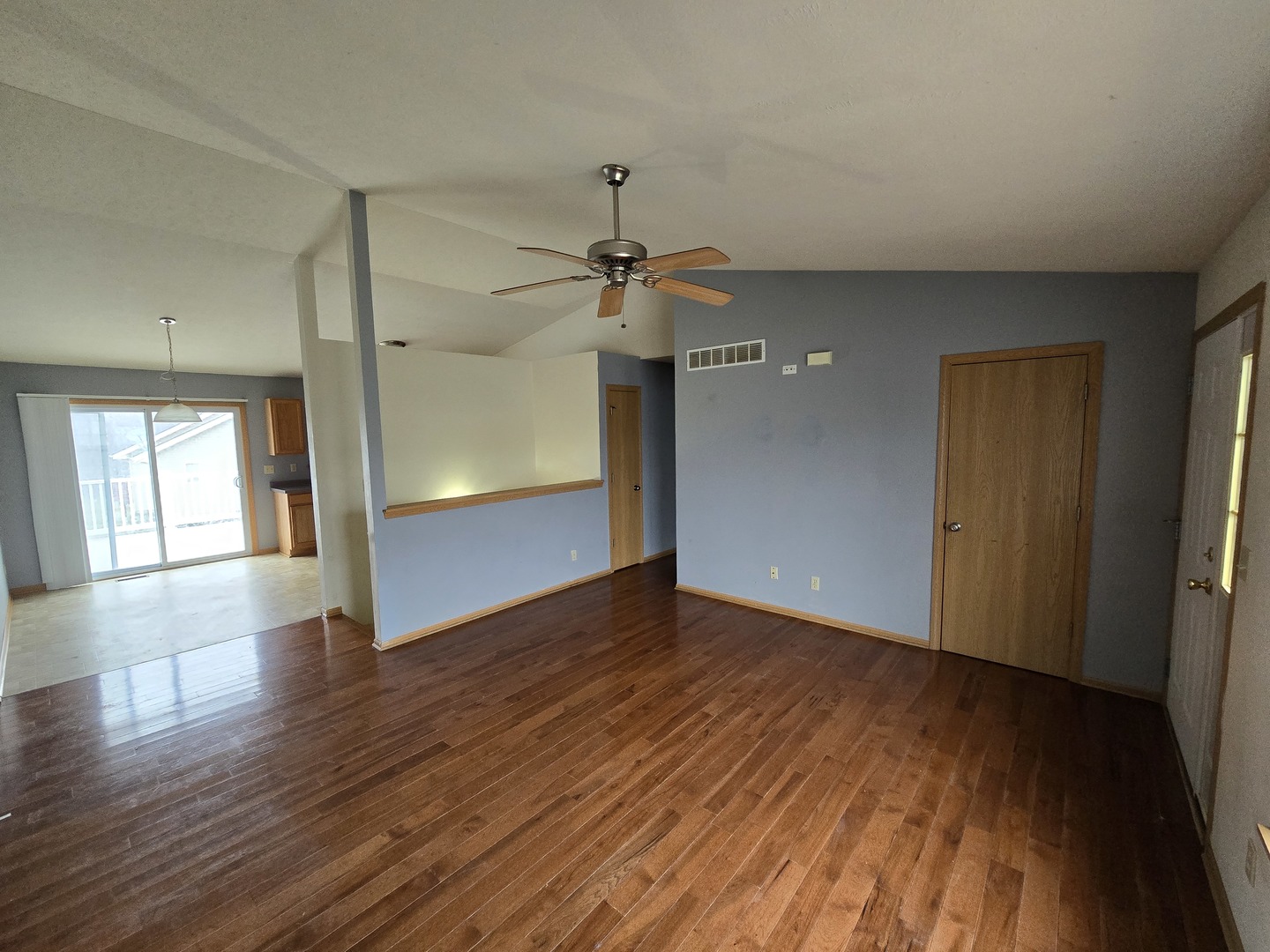 3136 Holiday Drive