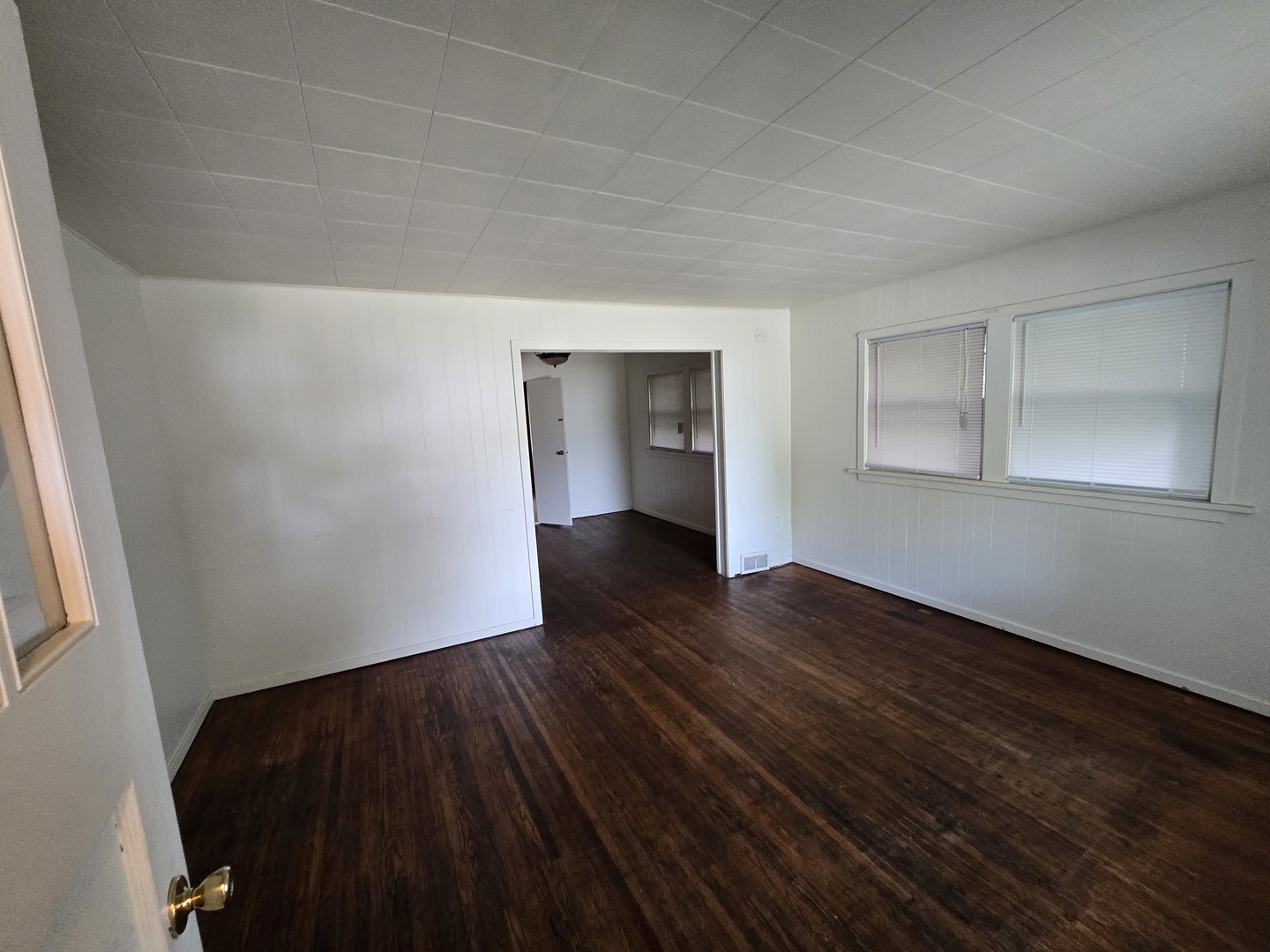 1318 Custer Avenue