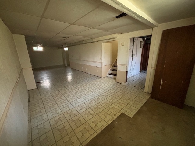 2004 W Pearl Avenue