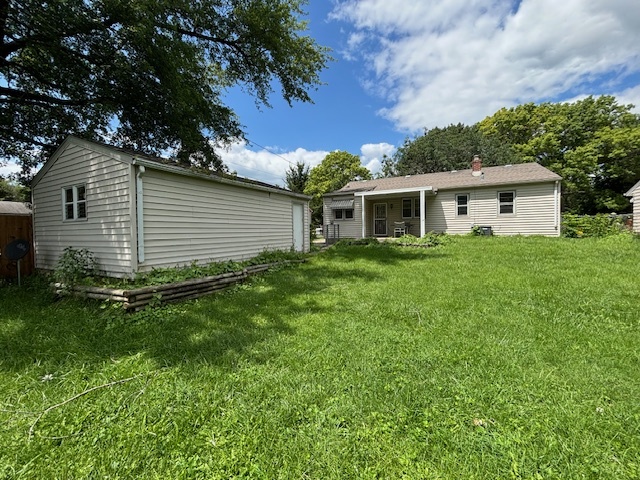 2004 W Pearl Avenue