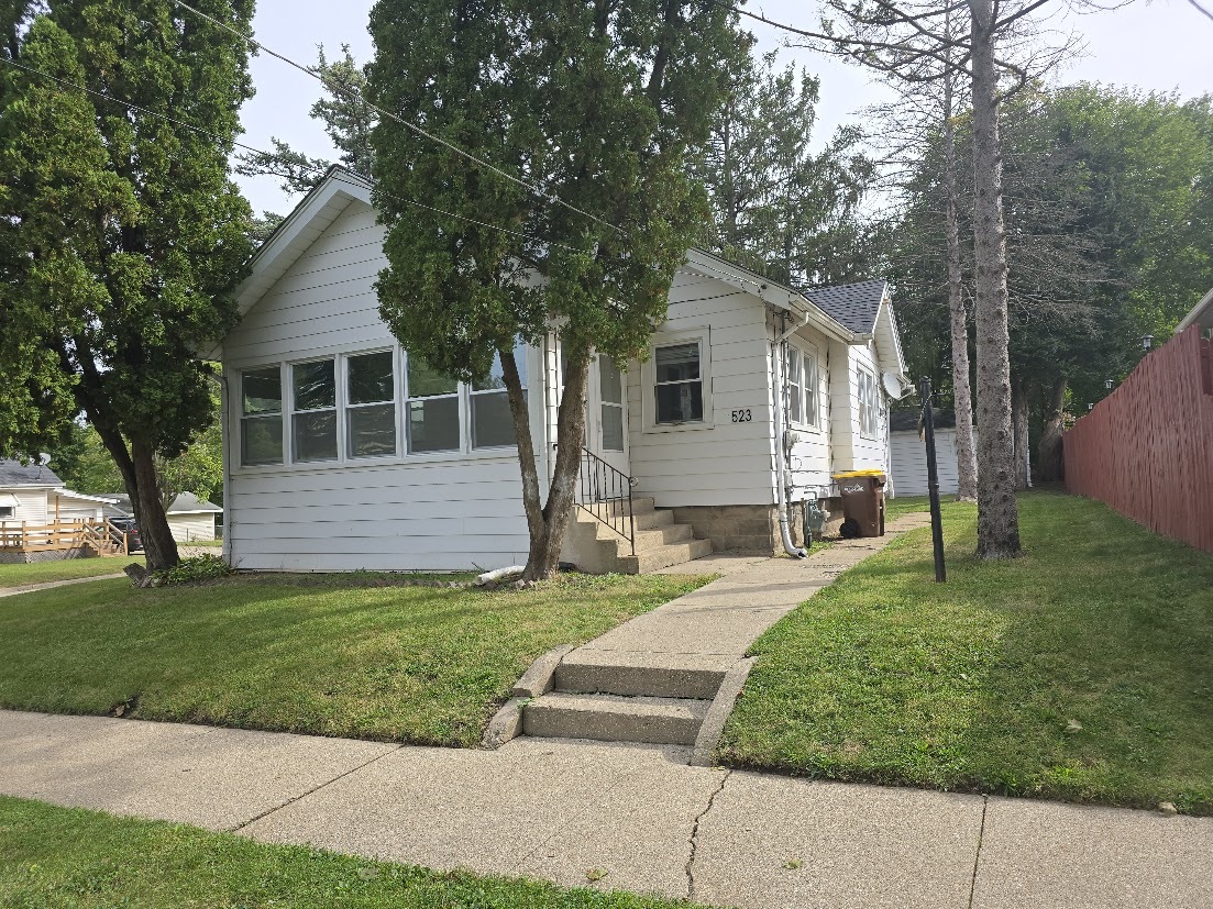 523 Alliance Avenue