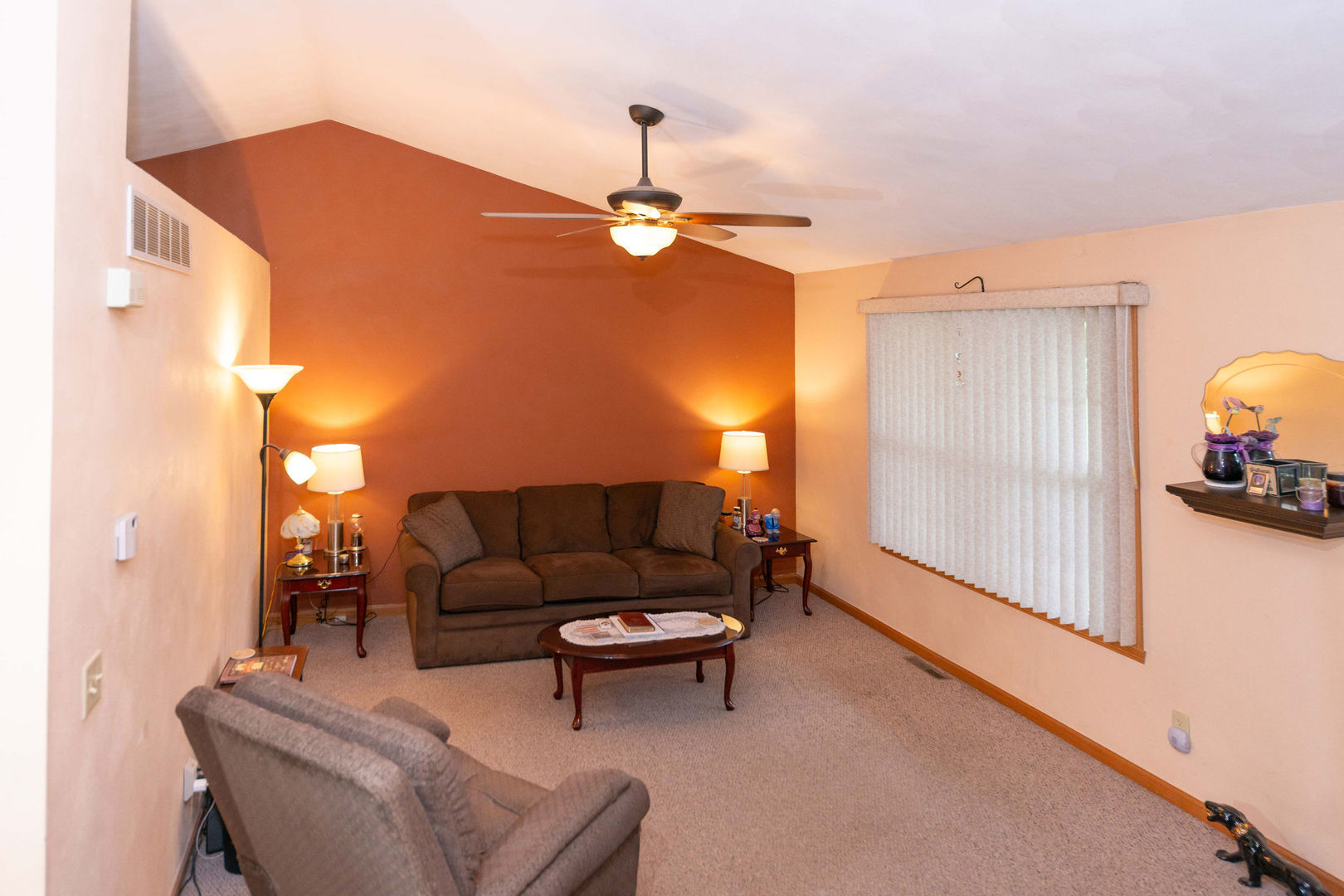 912 Meadow Lane