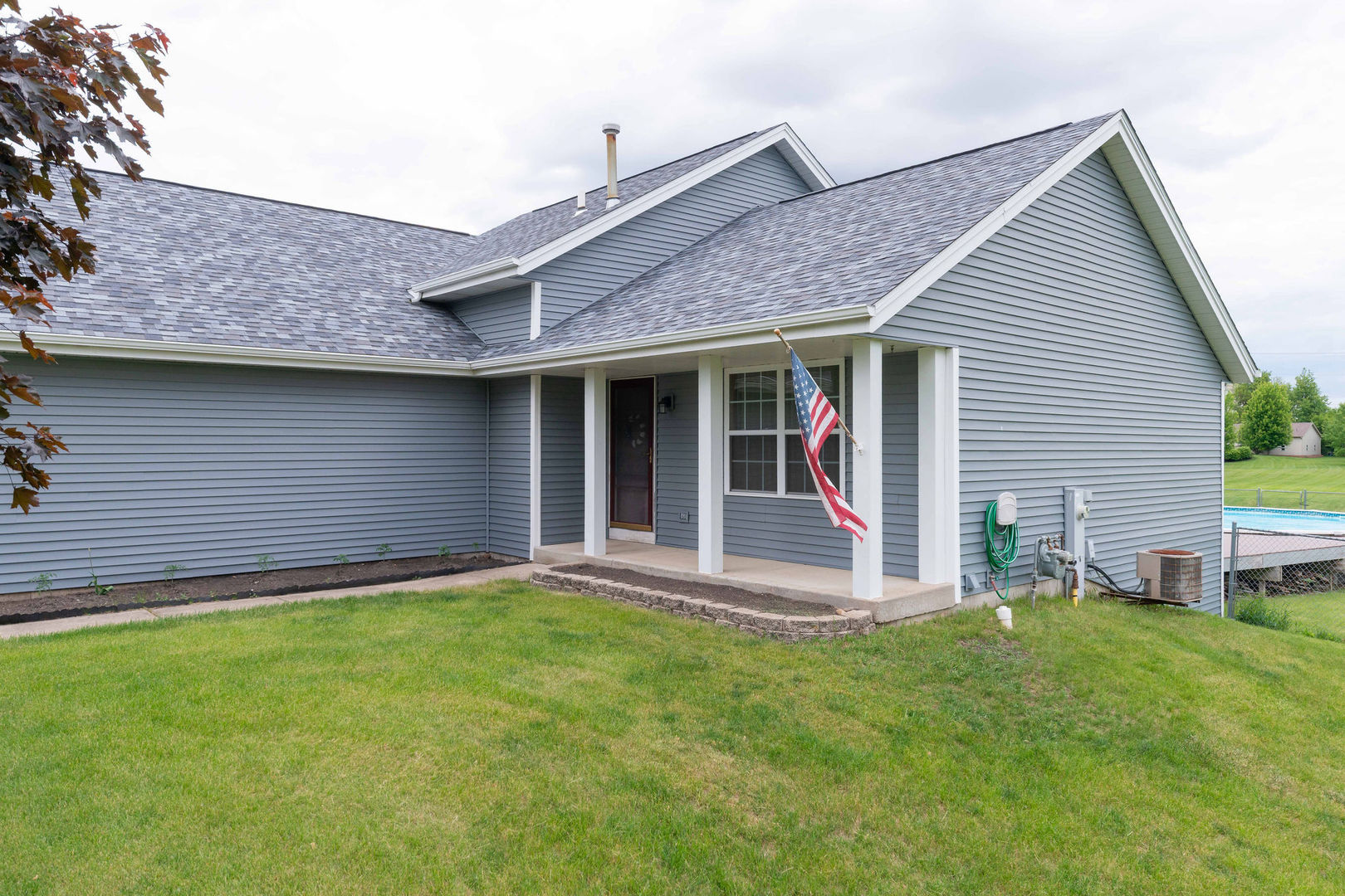 912 Meadow Lane