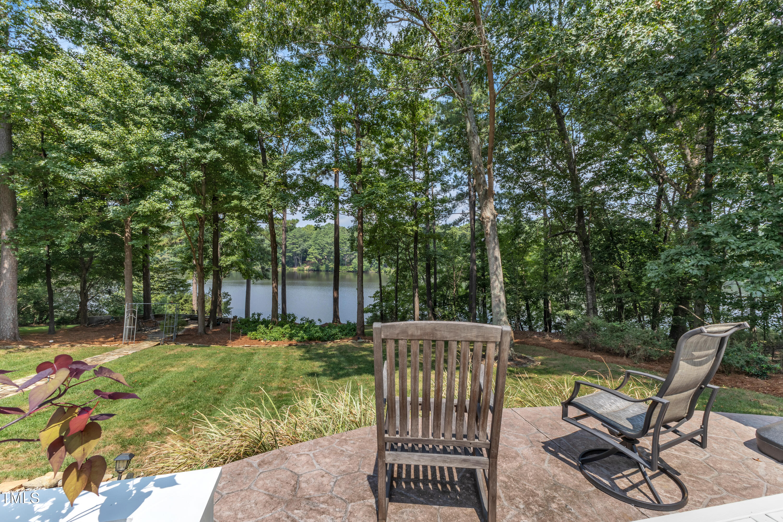 4410 White Chapel Way