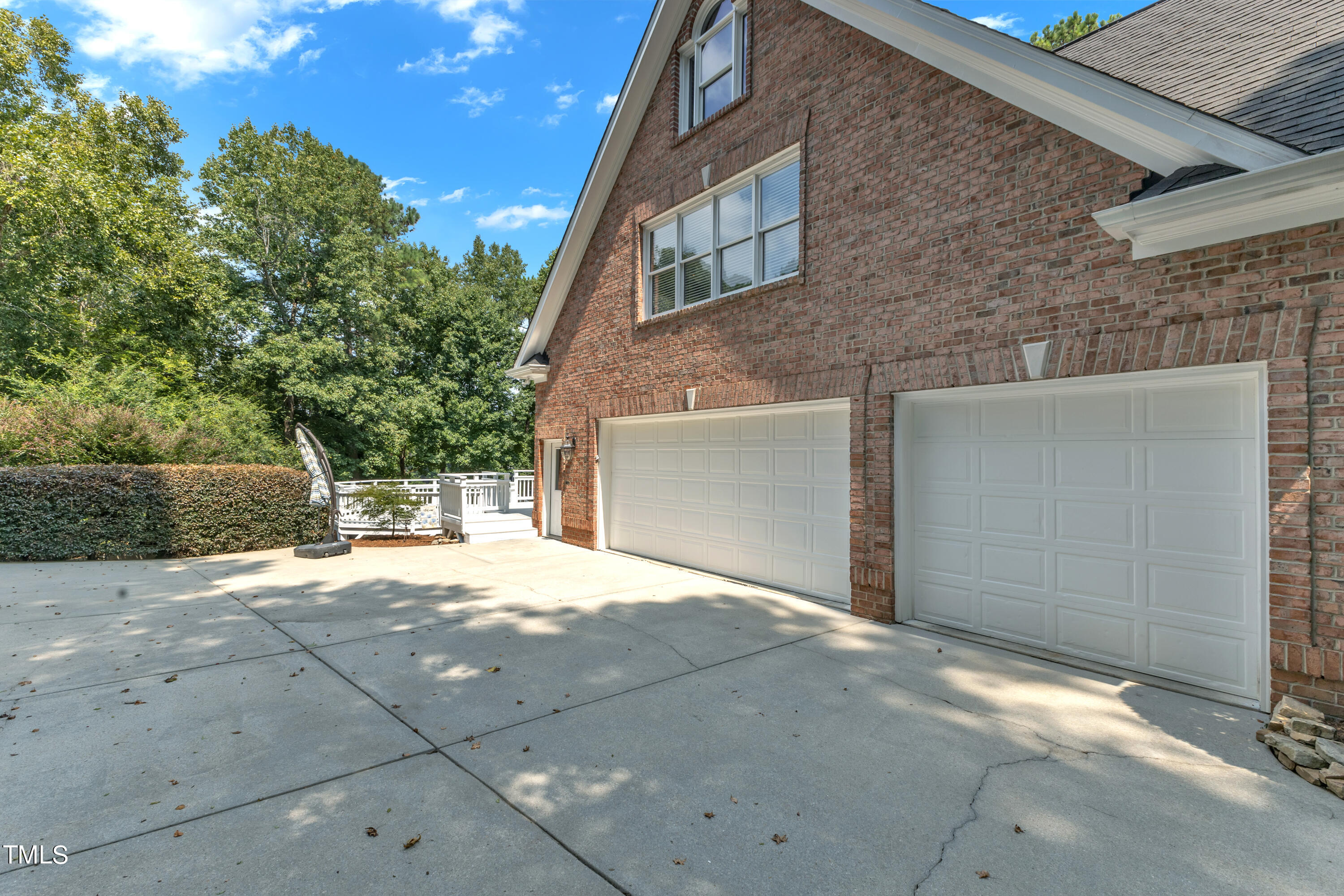 4410 White Chapel Way
