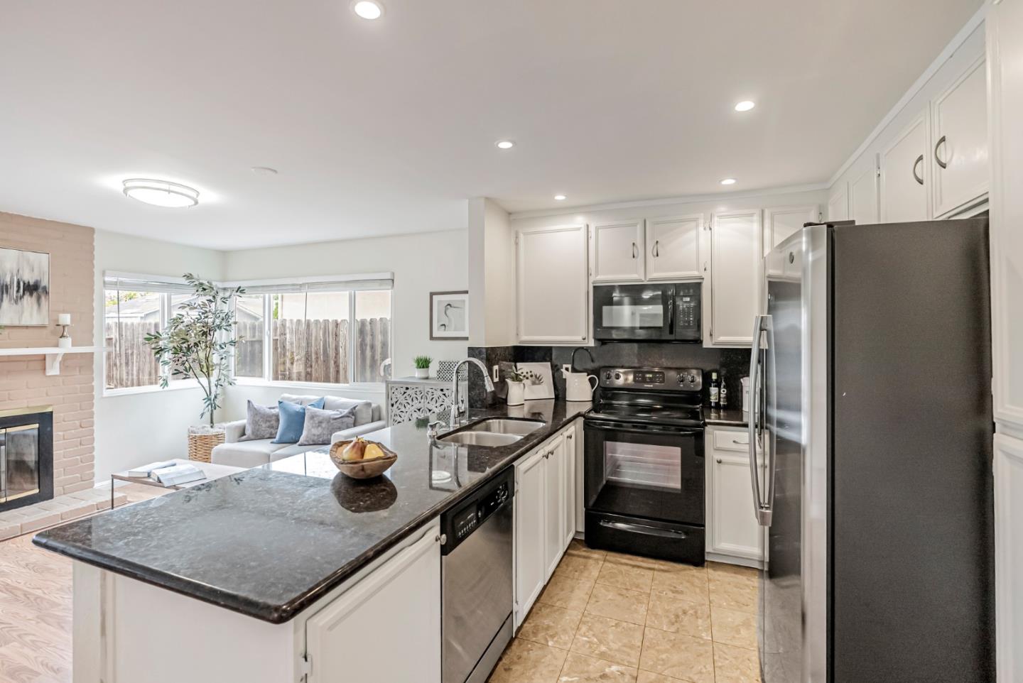 3259 San Carvante WAY