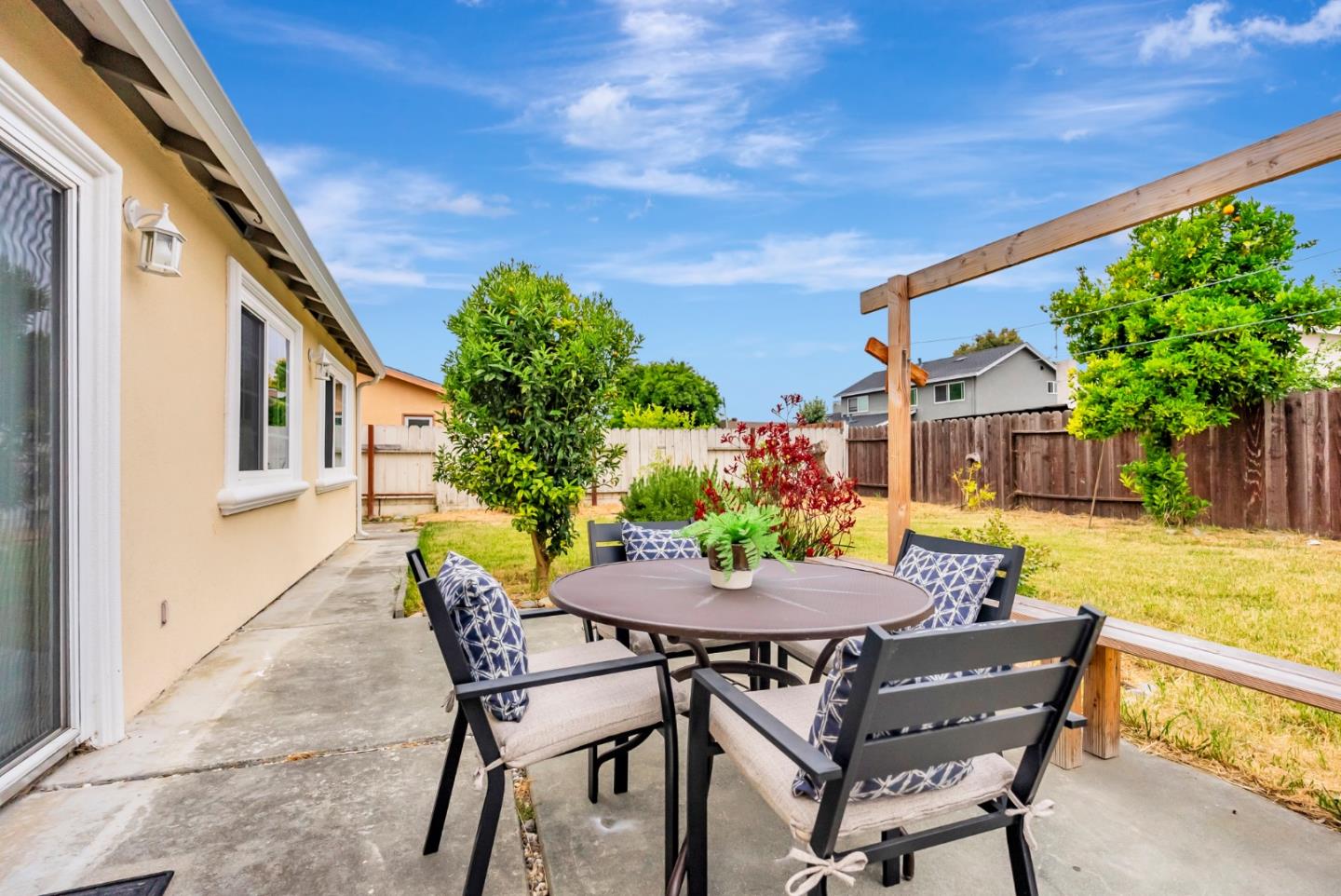 3259 San Carvante WAY