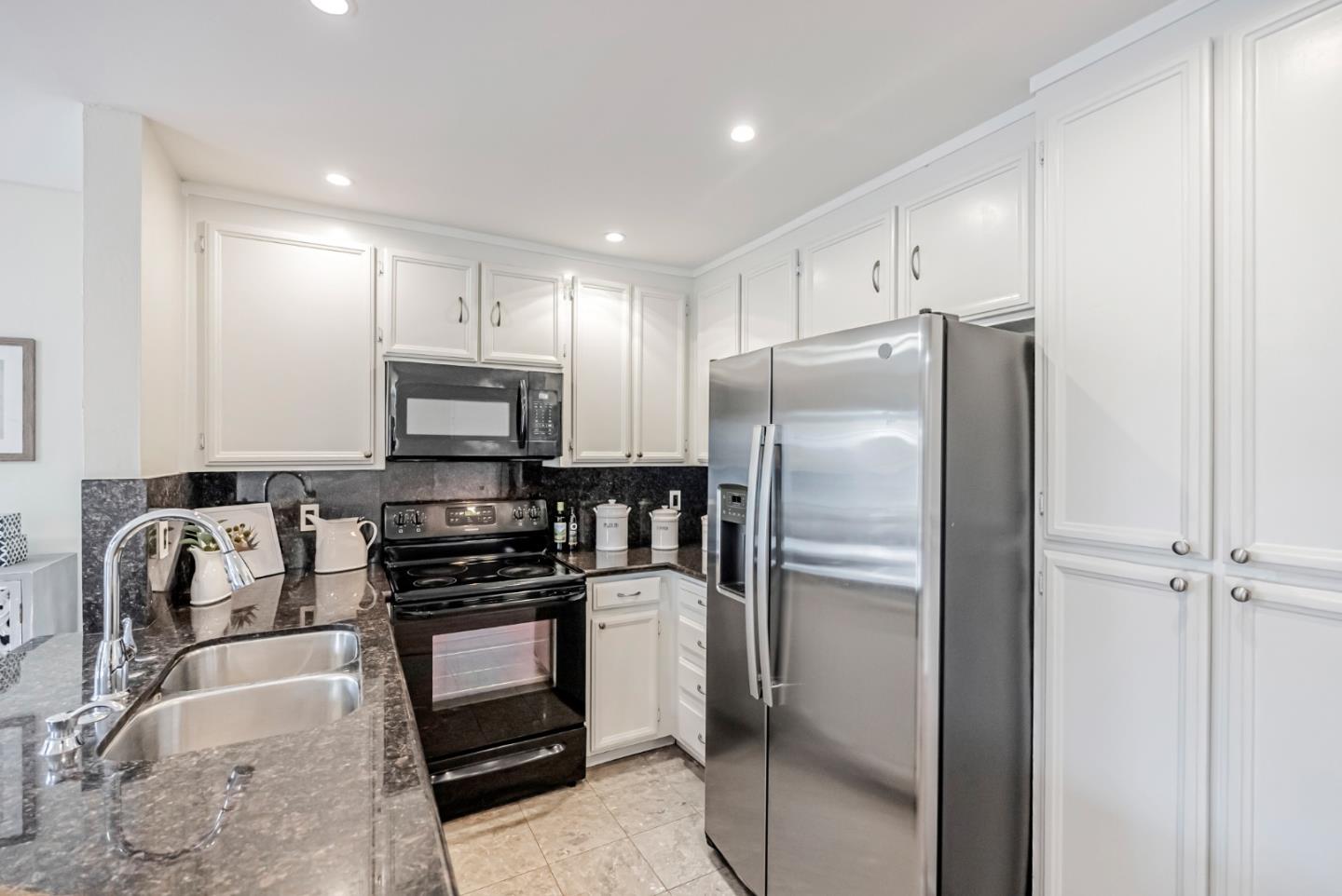 3259 San Carvante WAY