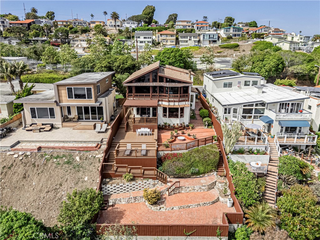 1323 Silvius Avenue