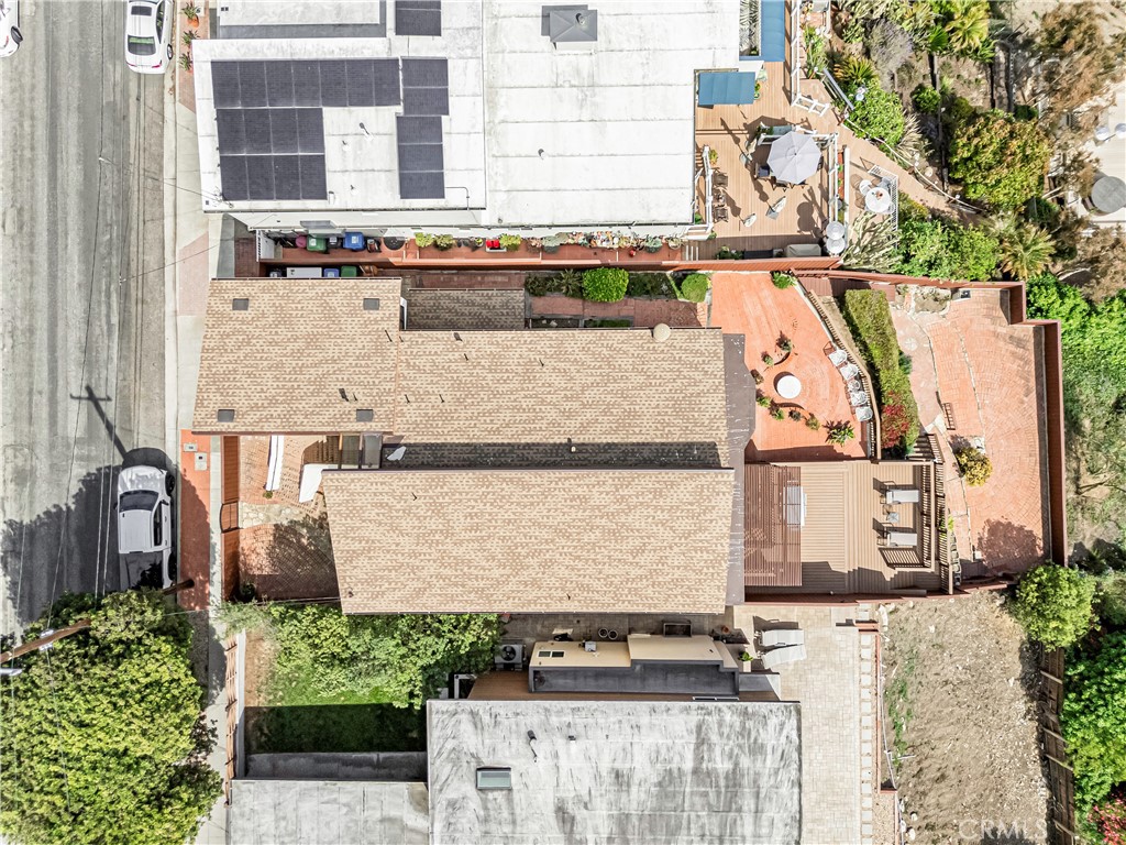 1323 Silvius Avenue