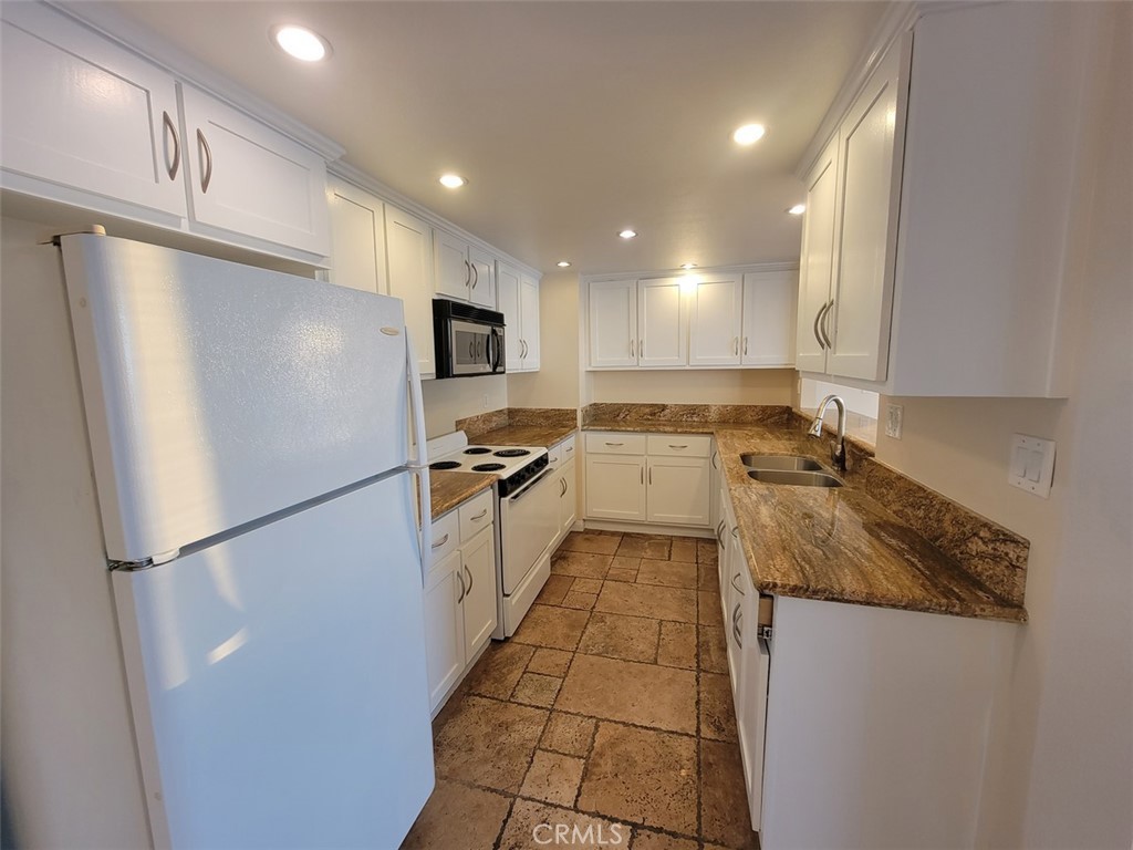 1750 E Ocean Boulevard 506