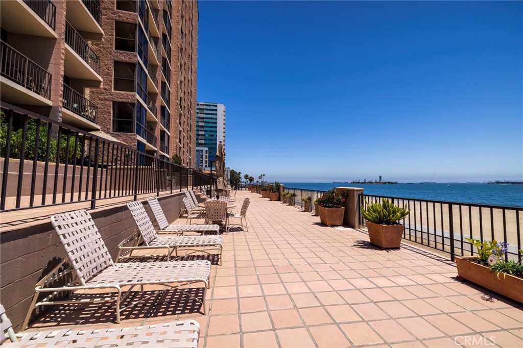 1750 E Ocean Boulevard 506