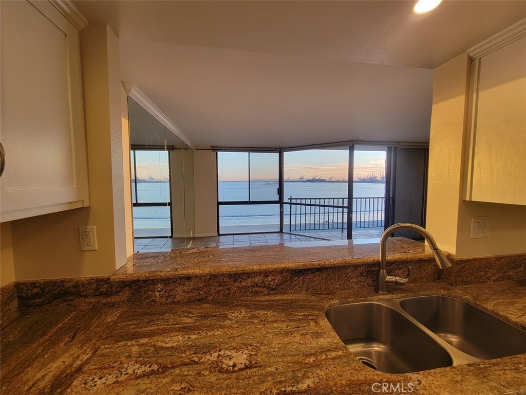1750 E Ocean Boulevard 506