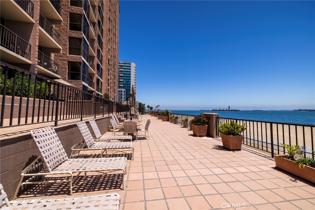 1750 E Ocean Boulevard 506