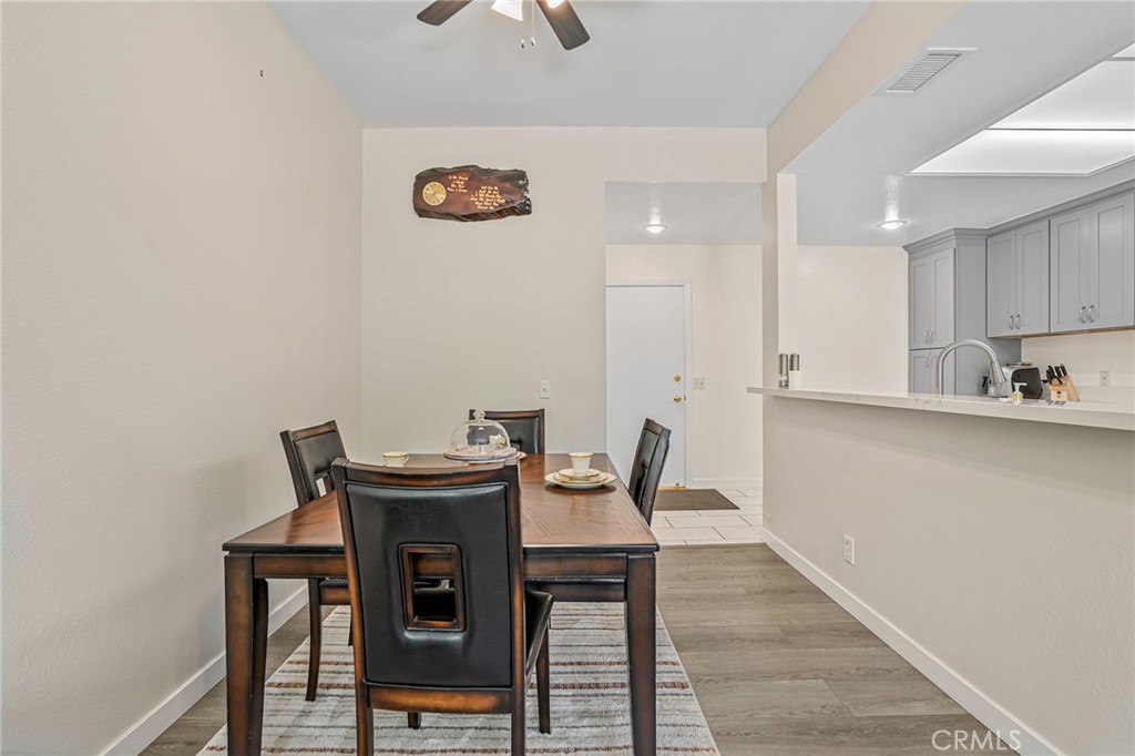 500 S Grevillea Avenue 2