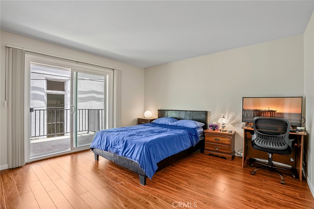 500 S Grevillea Avenue 2
