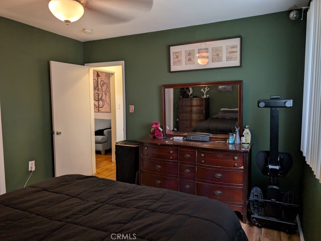 438 Cedar Avenue 4