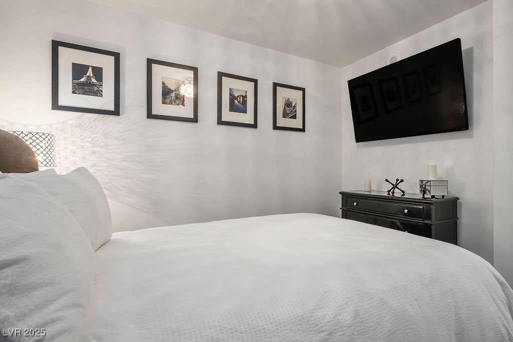 4471 Dean Martin Drive 2907