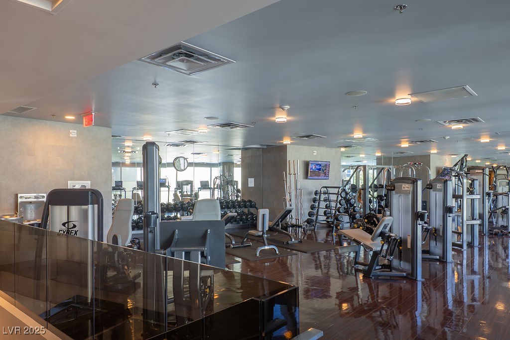 4471 Dean Martin Drive 2907