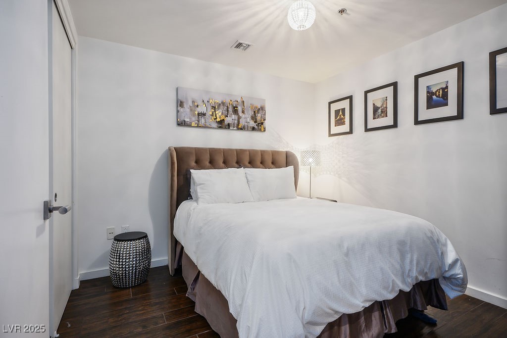 4471 Dean Martin Drive 2907