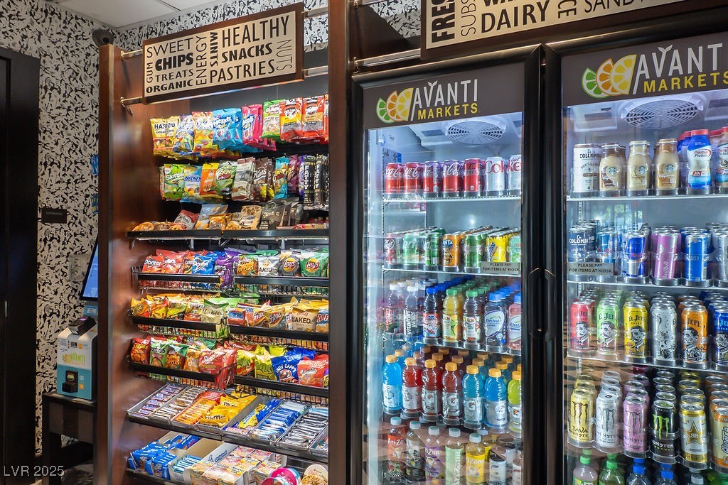 4471 Dean Martin Drive 2907