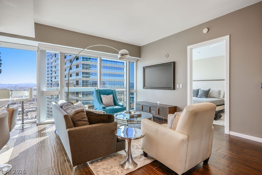 4471 Dean Martin Drive 2907