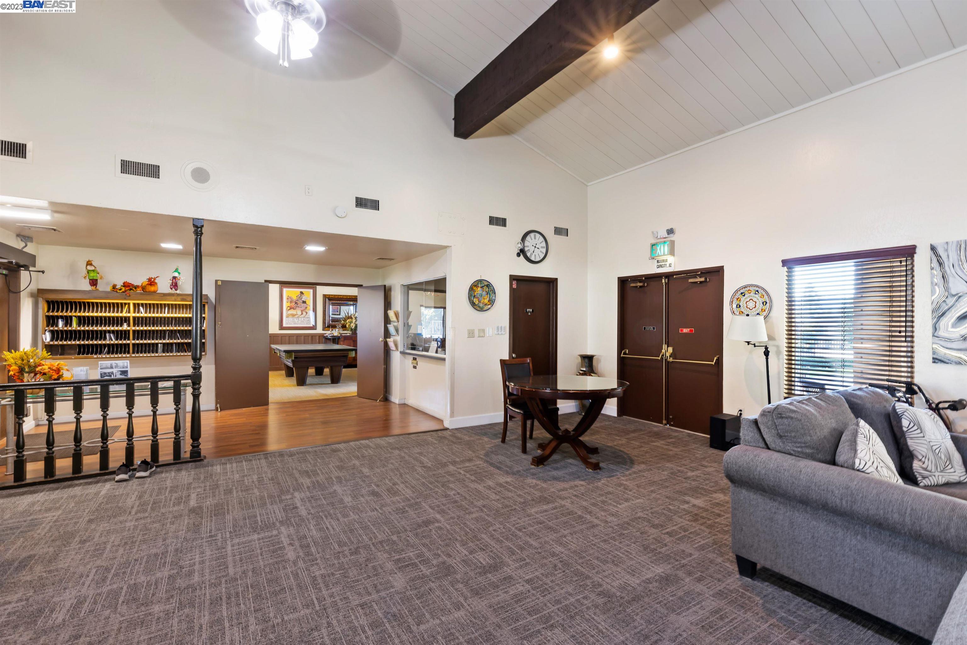 3231 Vineyard Unit: 22