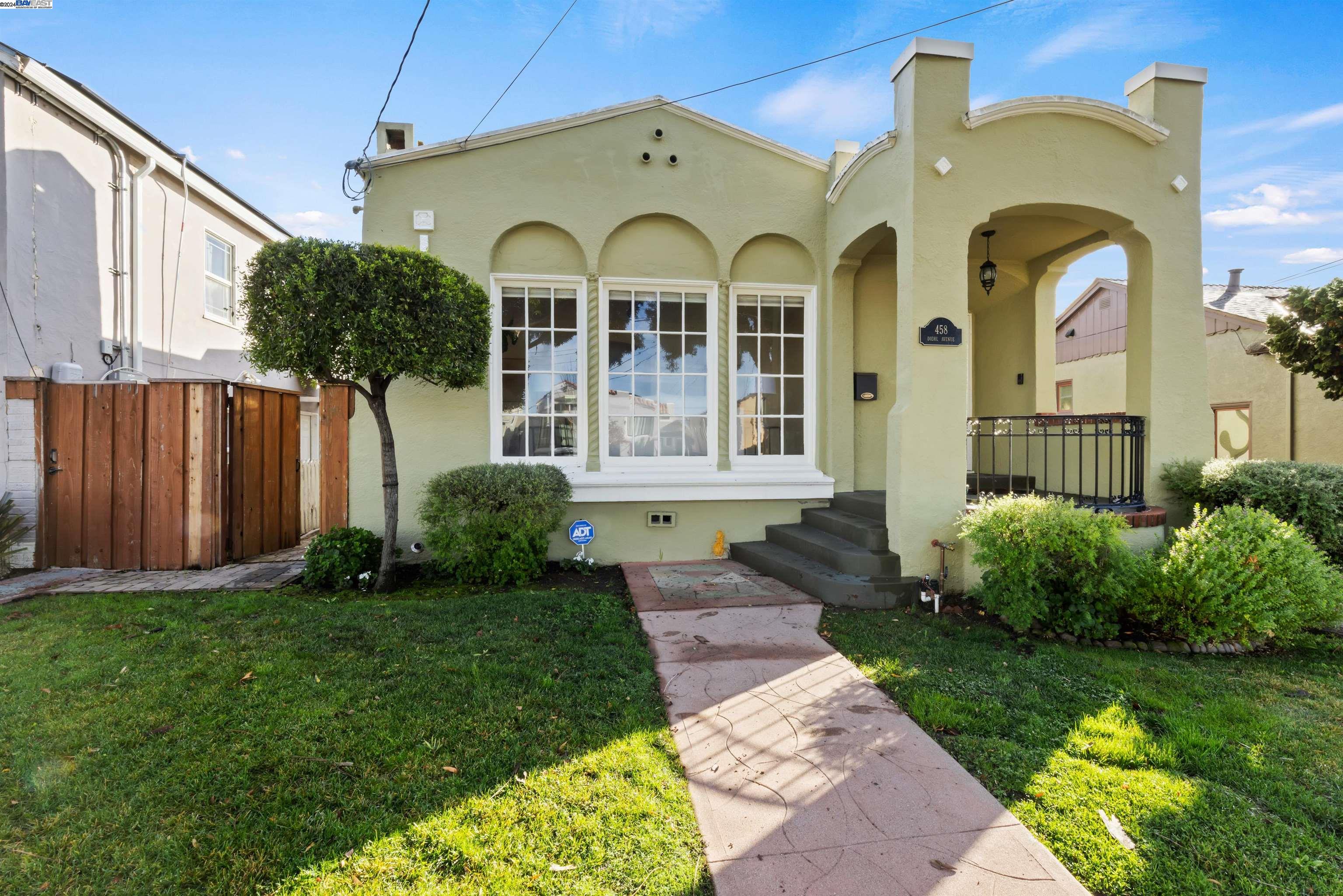458 Diehl Ave