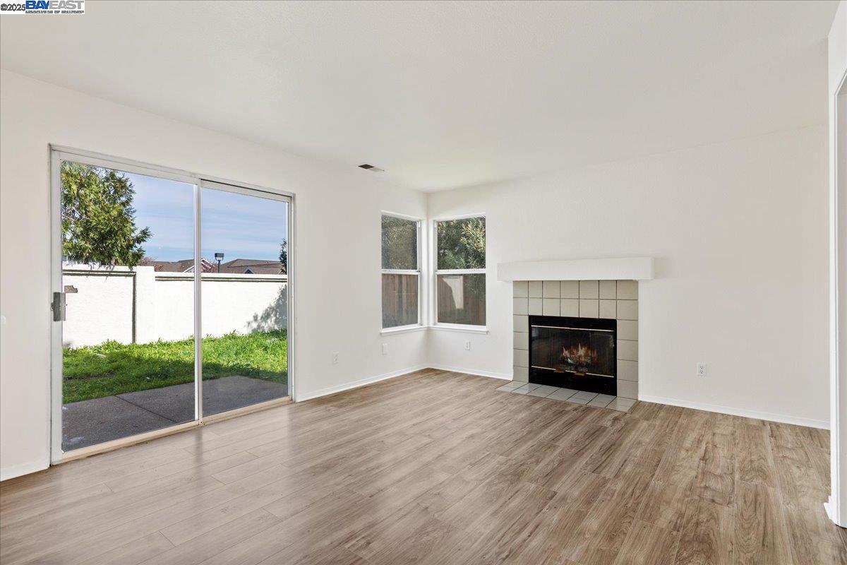 1605 Mount Silliman Way