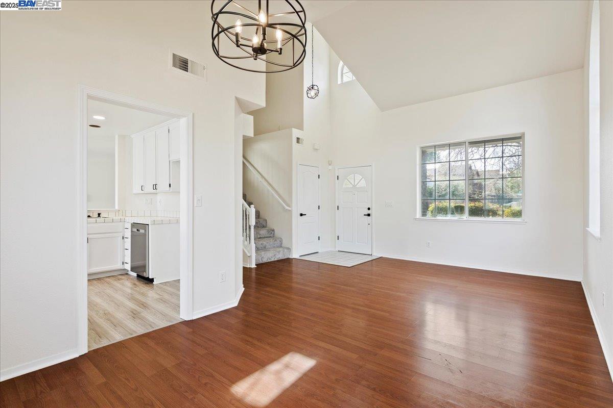 1605 Mount Silliman Way