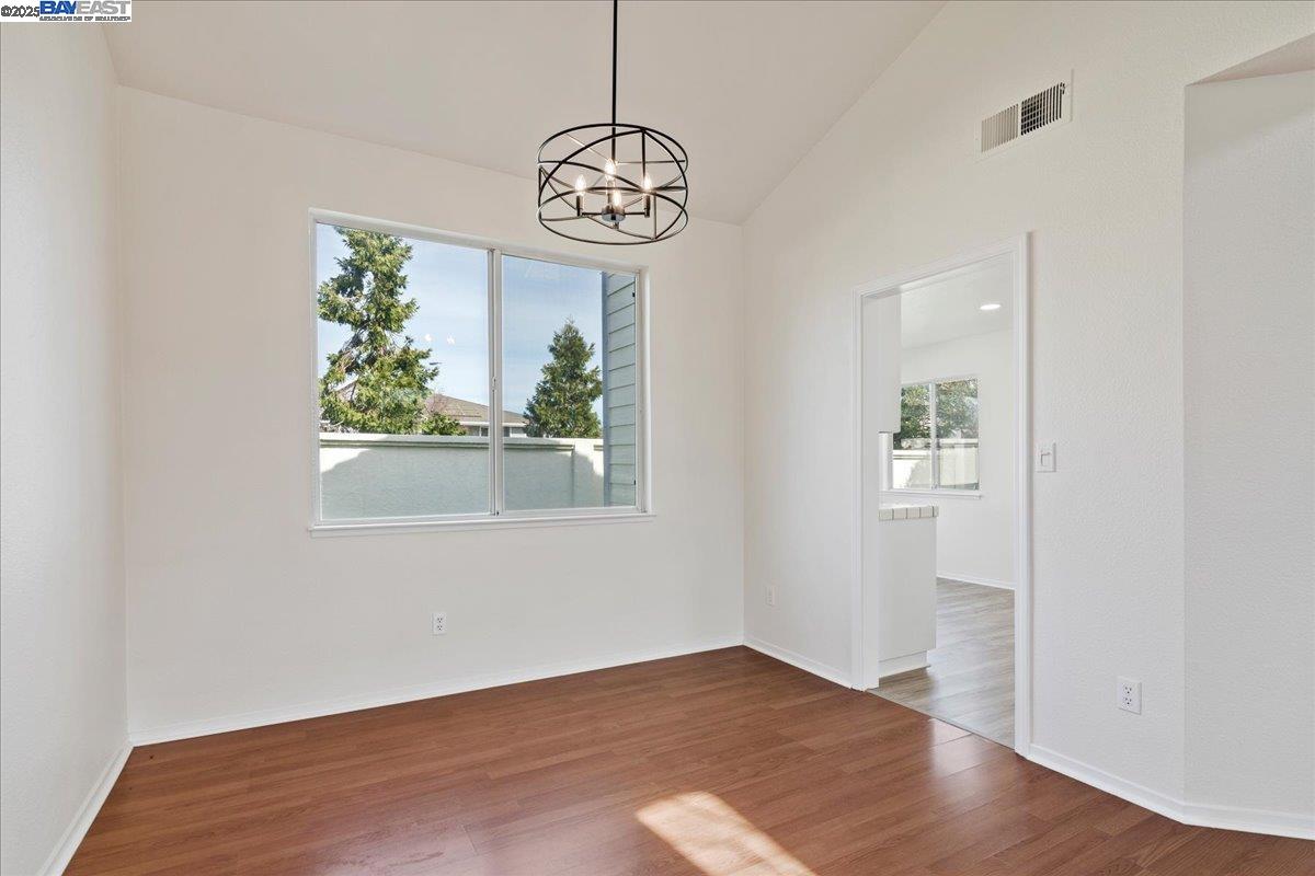 1605 Mount Silliman Way