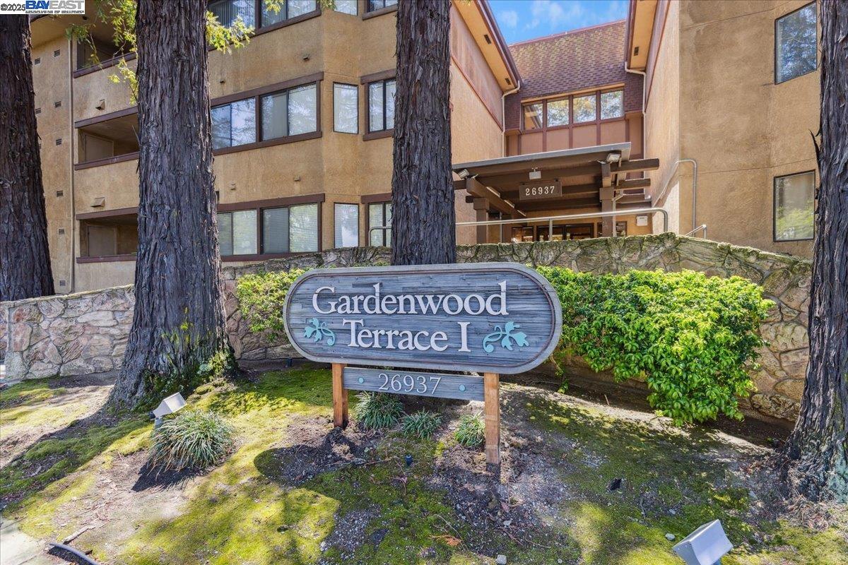 26937 Hayward Blvd Unit: 217