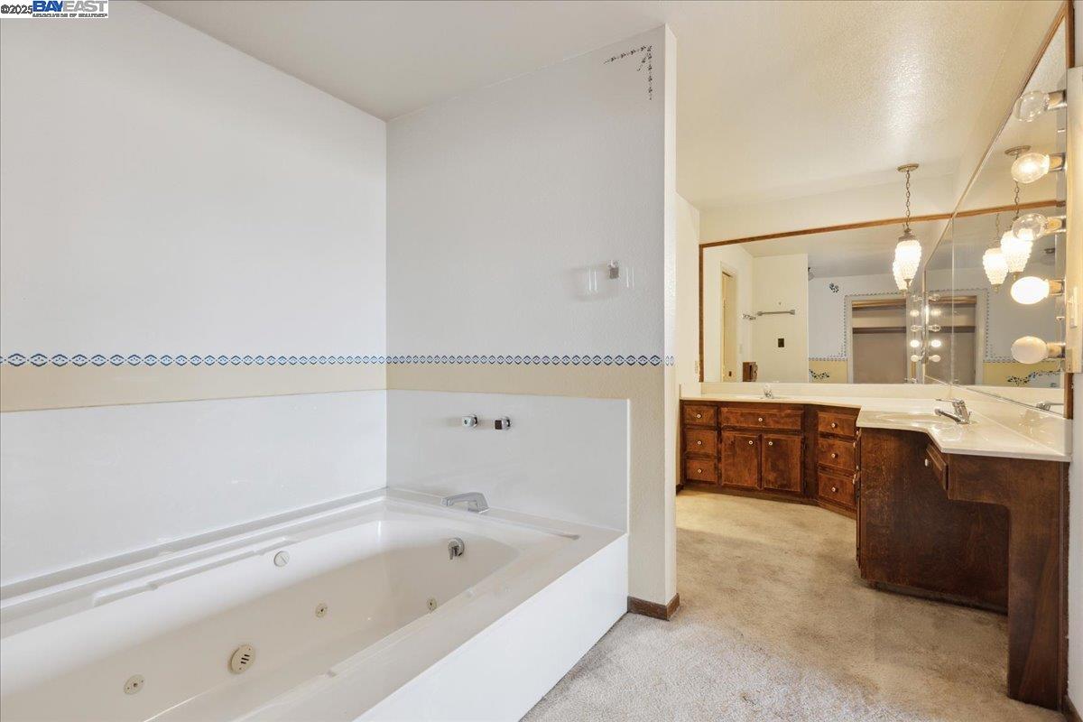 26937 Hayward Blvd Unit: 217