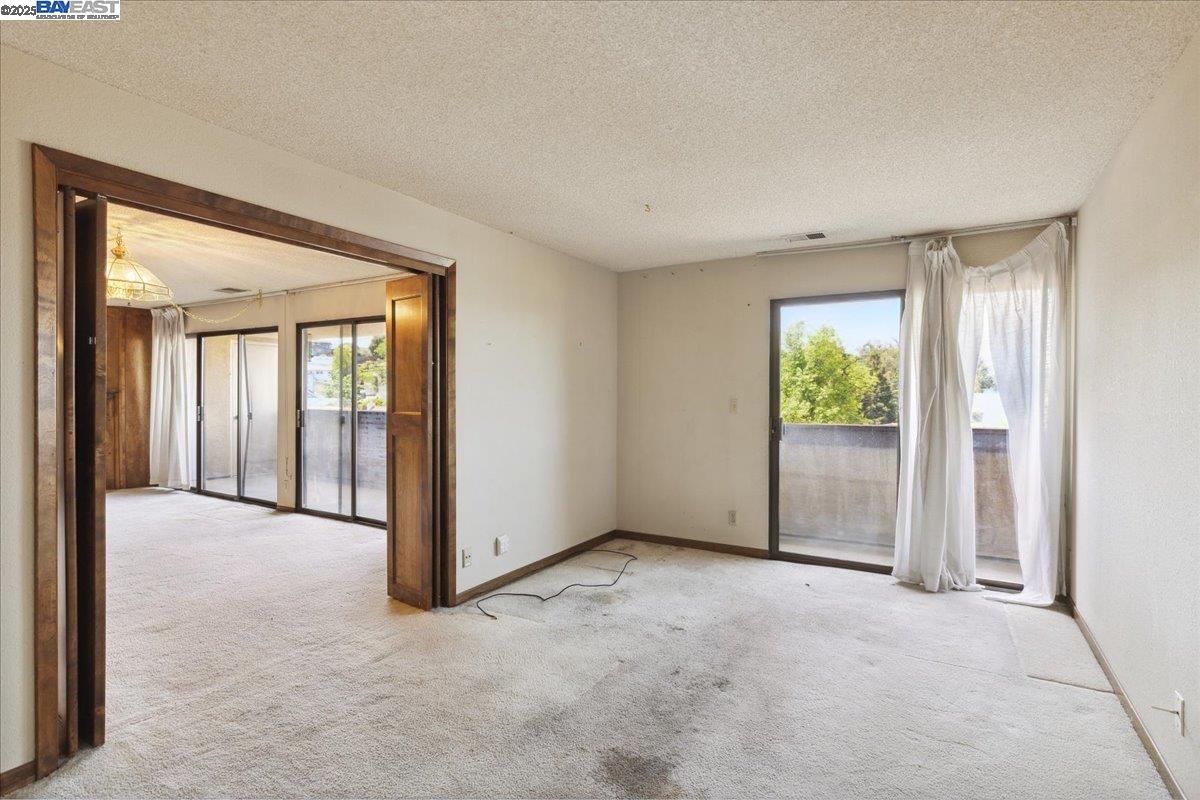 26937 Hayward Blvd Unit: 217