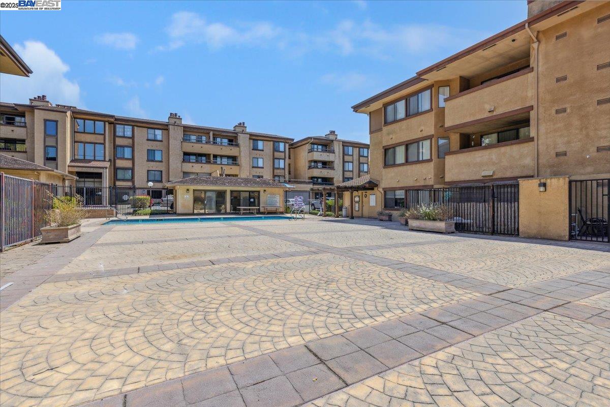 26937 Hayward Blvd Unit: 217