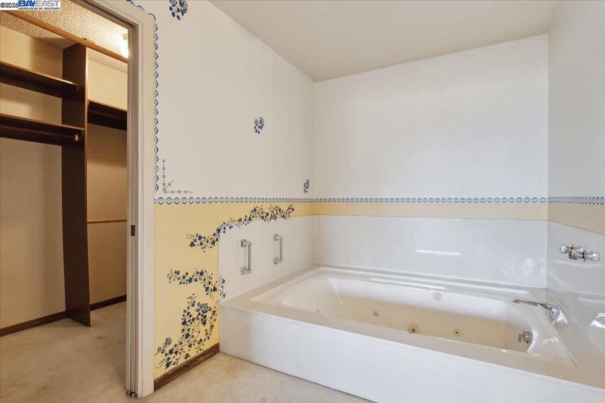 26937 Hayward Blvd Unit: 217