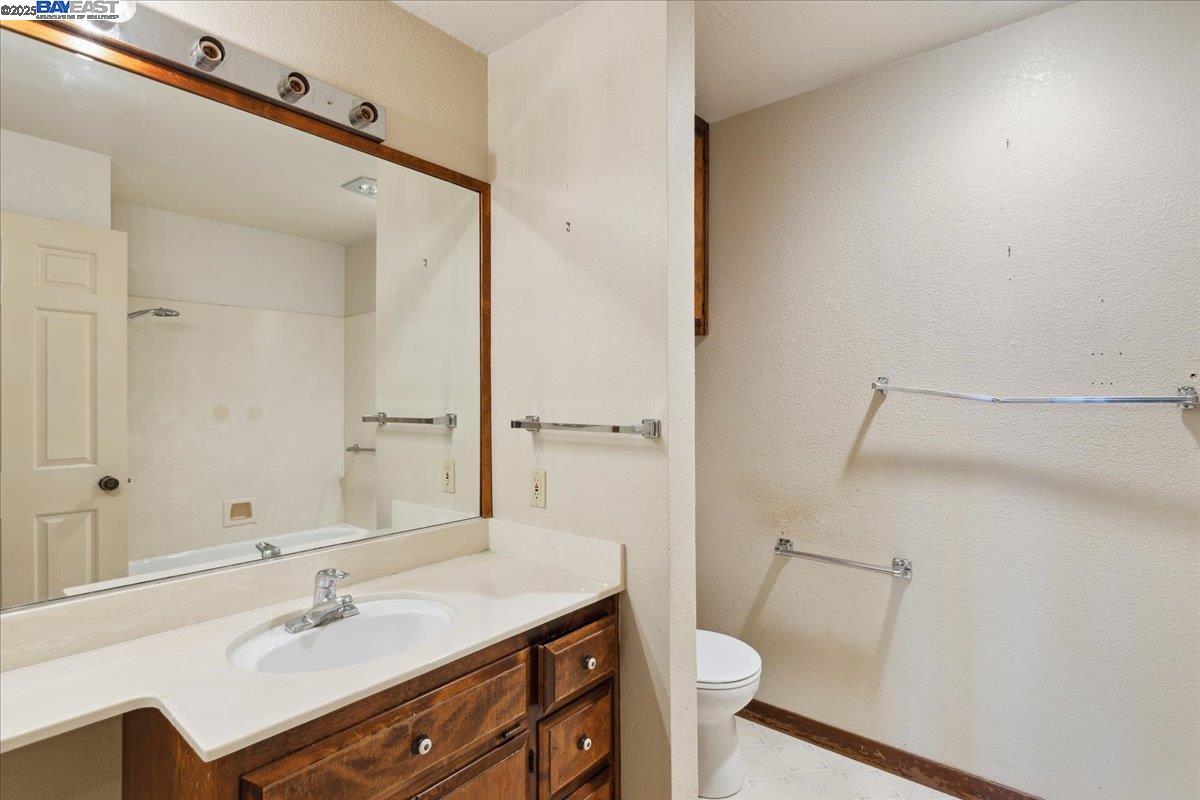 26937 Hayward Blvd Unit: 217