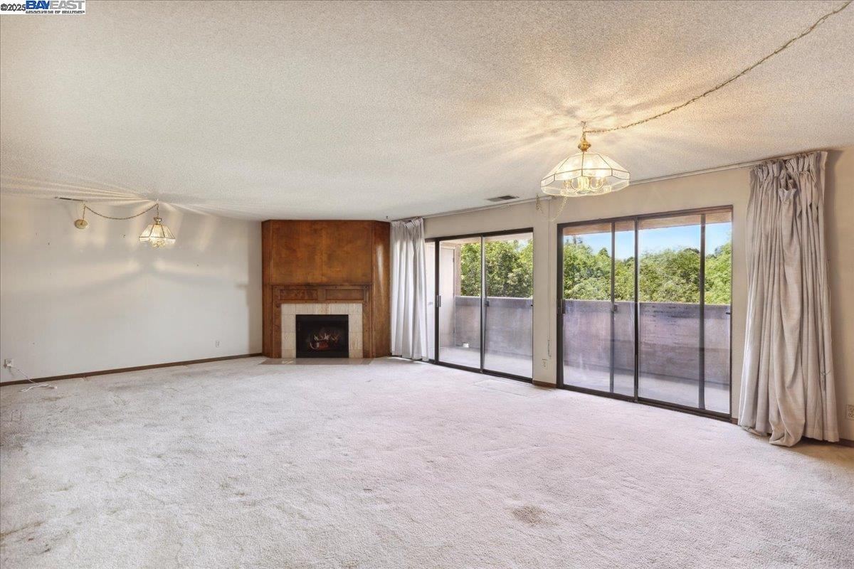 26937 Hayward Blvd Unit: 217